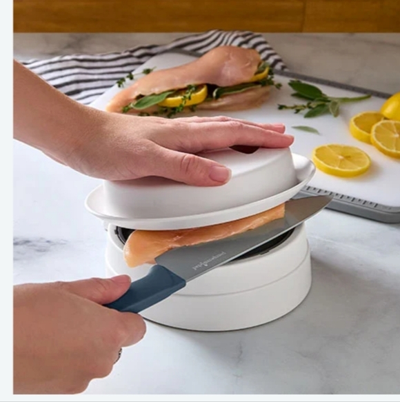 Pampered Chef White Slicing Tool - Picture 3 of 5